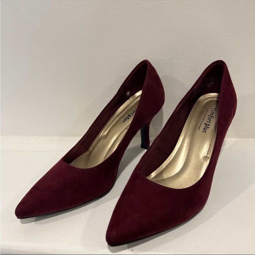 Comfort Plus by Predictions Burgundy Heels
